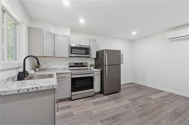 2060 Panstone Ct SW, Marietta, GA 30060 - kitchen featuring stainless steel appliances, a sink, gray cabinetry, and recessed lighting
