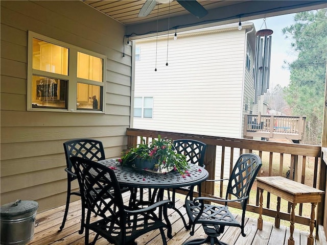 deck with ceiling fan