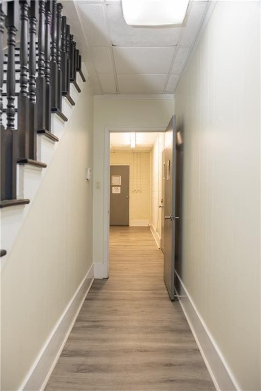 2316 Mountain Crest Pl, Gainesville, GA 30501 - hallway with wood finished floors and baseboards