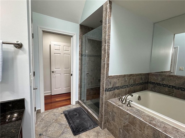 810 Doe Hill Ln, Roswell, GA 30075 - full bath featuring a stall shower and a bath