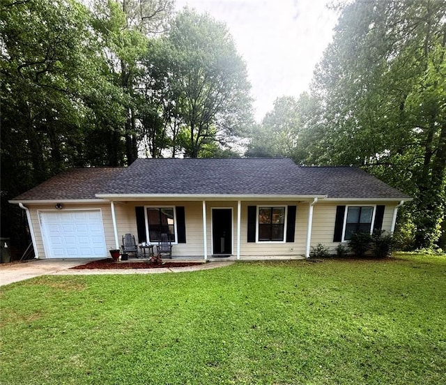 2661 Throatlatch Ln SW, Marietta, GA 30064 - ranch-style house with a porch, a garage, concrete driveway, a front lawn, and roof with shingles