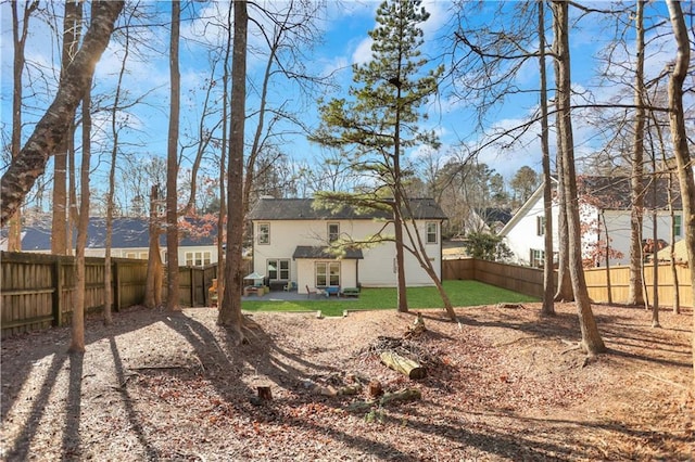 view of yard with a patio