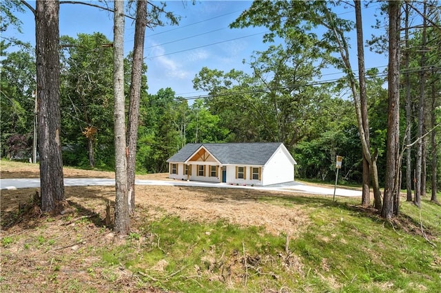 376 Wayside Ln, Dallas, GA 30132 - view of front of property with covered porch and driveway