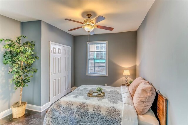 385 Arthur St SW, Atlanta, GA 30310 - bedroom with dark wood finished floors, ceiling fan, and baseboards