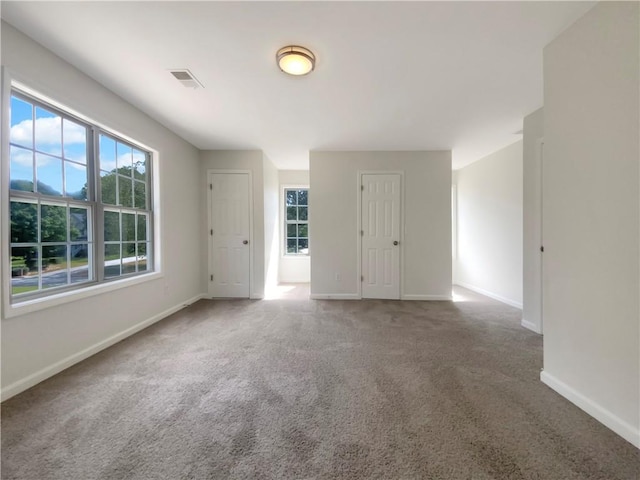 empty room with carpet