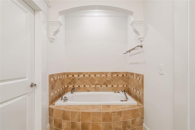 2855 Middlecreek Way Unit 2855, Cumming, GA 30041 - bathroom with a bath