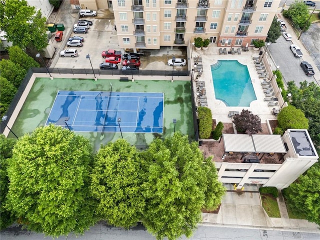 325 E Paces Ferry Rd NE Unit 313, Atlanta, GA 30305 - aerial view of a pool area