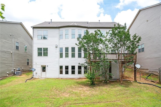 558 Olympic Way, Acworth, GA 30102 - back of property with a deck and a lawn