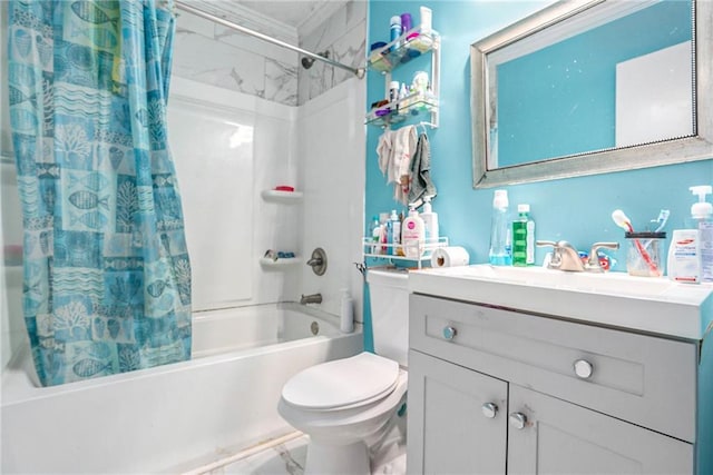 2087 Chestnut Way, Lithia Springs, GA 30122 - bathroom featuring shower / tub combo with curtain, vanity, and toilet