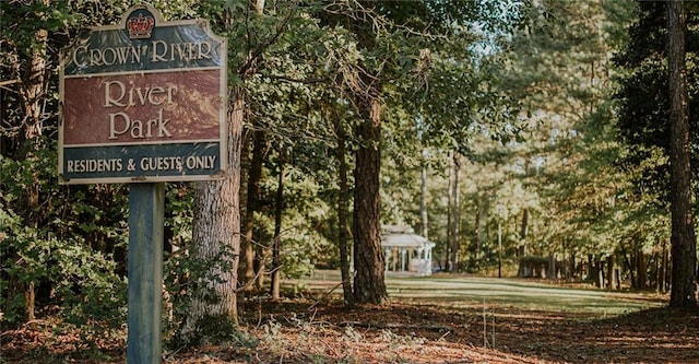 view of surrounding community