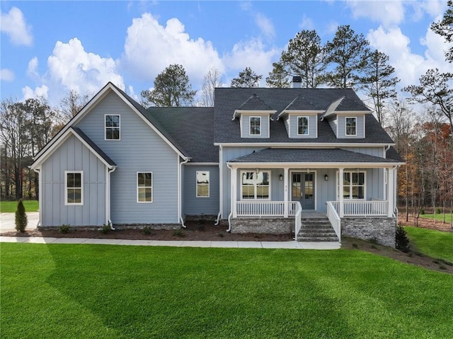 view of front of house featuring a front lawn and a porch