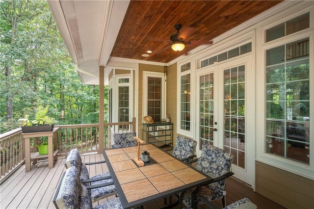 deck featuring ceiling fan