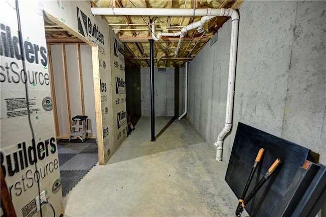 view of unfinished basement