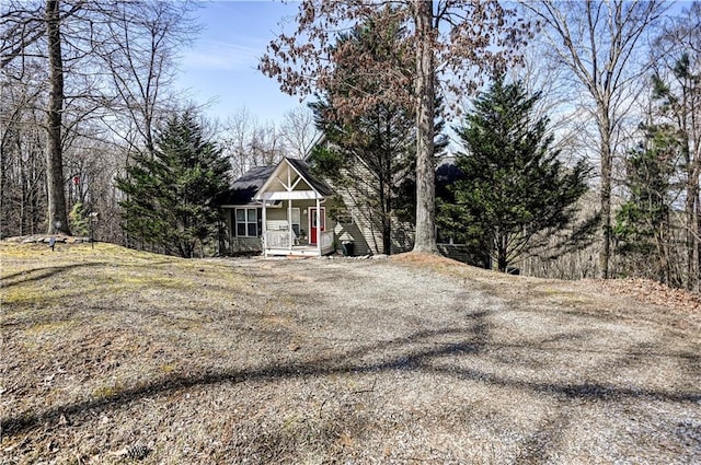 view of outbuilding with driveway