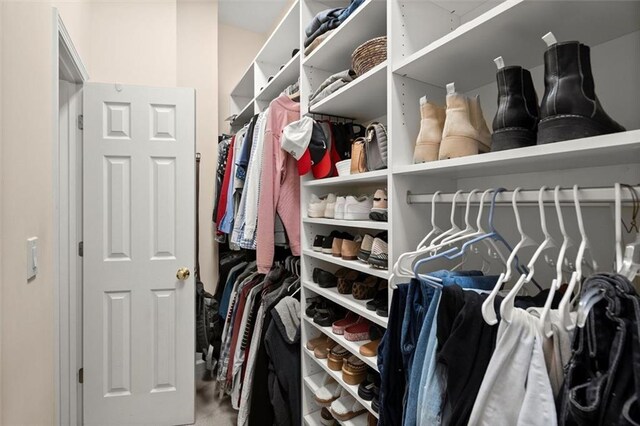 2303 Waters Edge Trl, Roswell, GA 30075 - view of walk in closet