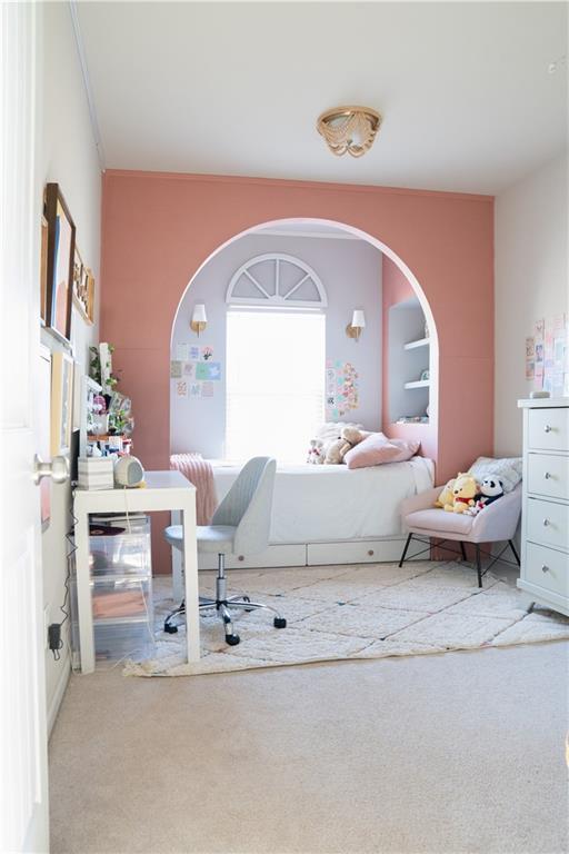 sitting room with hardwood / wood-style floors