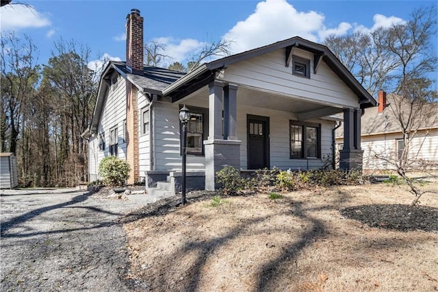 view of front of house featuring covered porch