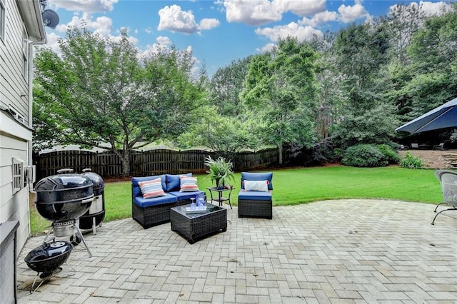 127 Bradshaw Park Dr, Woodstock, GA 30188 - fenced backyard featuring a patio area and outdoor lounge area