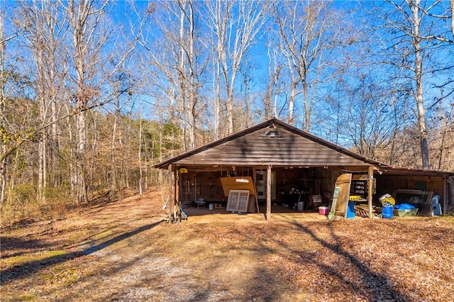 view of outbuilding