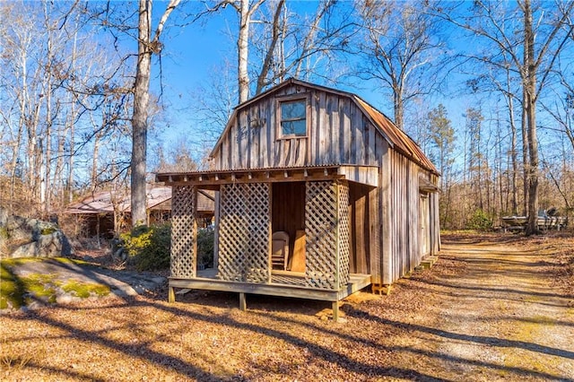 view of outdoor structure