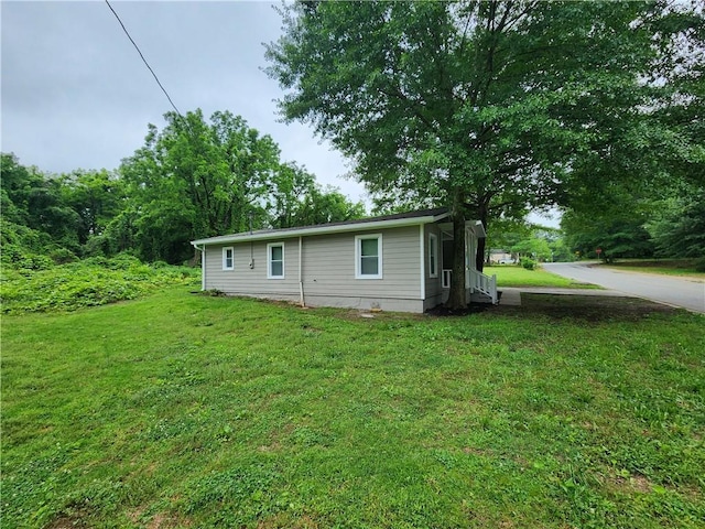908 Davis St, Monroe, GA 30655 - exterior space featuring a front lawn