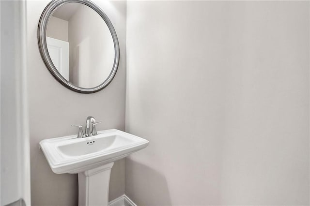 181 Dewy Rd Unit 70, Lilburn, GA 30047 - bathroom with baseboards and a sink