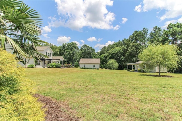 409 Glenn Trl, Winder, GA 30680 - view of green lawn
