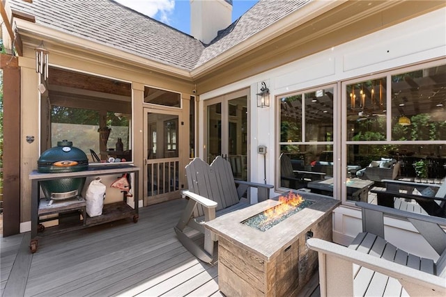 1539 Berkeley Ct, Gainesville, GA 30501 - deck with a fire pit
