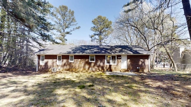 3359 Mansfield Ln, Snellville, GA 30039 - view of front of house featuring brick siding