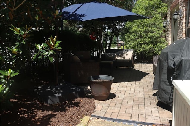 7825 Crownpoint Dr, Alpharetta, GA 30005