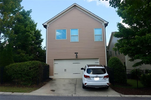 7825 Crownpoint Dr, Alpharetta, GA 30005