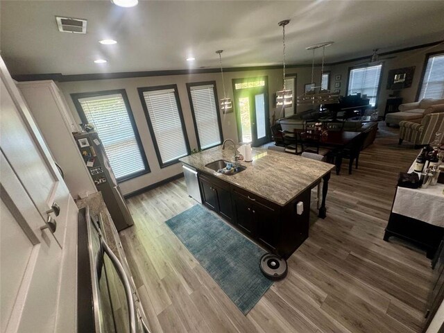 7825 Crownpoint Dr, Alpharetta, GA 30005