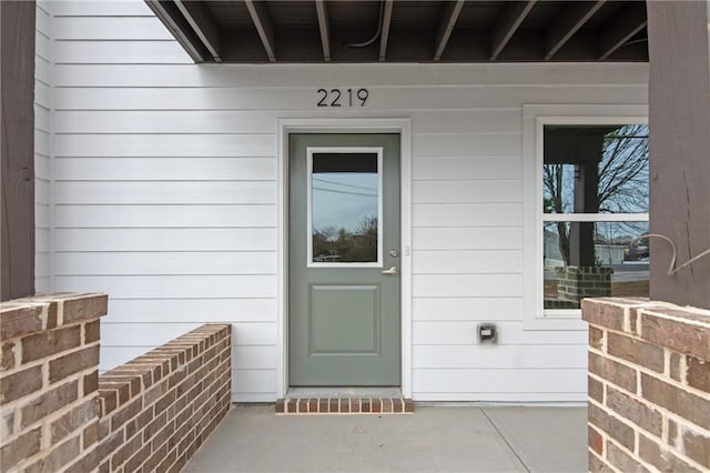 view of property entrance