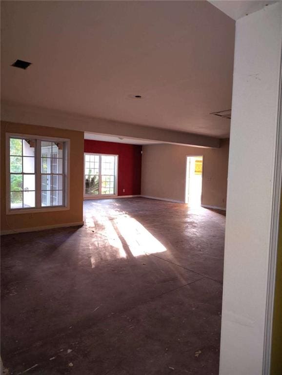 164 Mcclain Cir, Macon, GA 31216 - spare room featuring baseboards