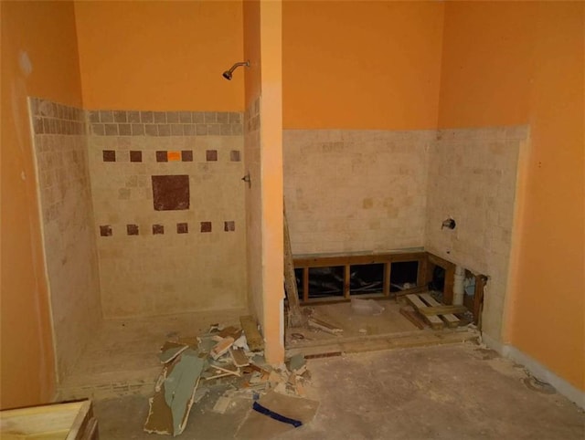 164 Mcclain Cir, Macon, GA 31216 - view of bathroom