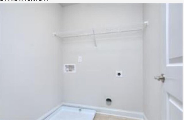 1091 Boulder Dr, Gray, GA 31032 - spacious closet with carpet