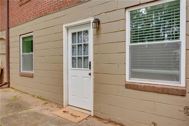 3336 Forrest Hills Dr, Hapeville, GA 30354 - view of exterior entry with concrete block siding
