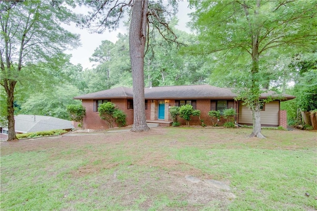 3336 Forrest Hills Dr, Hapeville, GA 30354 - ranch-style home featuring brick siding and a front lawn