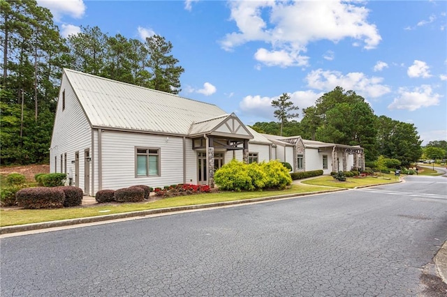 view of front of home with metal roof
