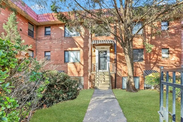 view of townhome / multi-family property