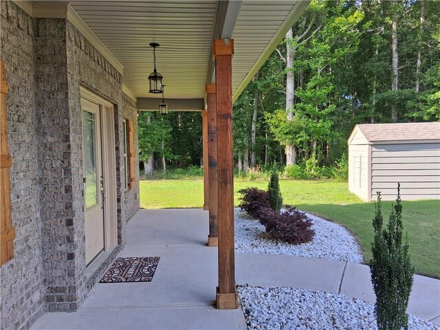 2647 Old Snapping Shoals Rd, Mcdonough, GA 30252 - view of patio / terrace