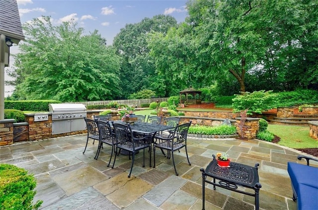 5318 Brooke Farm Dr, Dunwoody, GA 30338 - view of patio with outdoor dining area