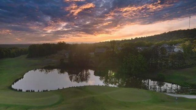 231 Laurel Vista Dr, Canton, GA 30114 - aerial view of property's location with a golf club and a large body of water