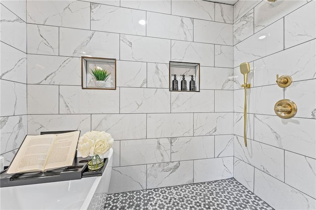 1995 Venetian Dr SW, Atlanta, GA 30311 - full bathroom with a tile shower