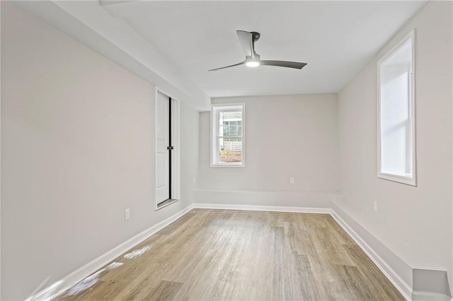 1995 Venetian Dr SW, Atlanta, GA 30311 - empty room featuring light wood finished floors, baseboards, and ceiling fan