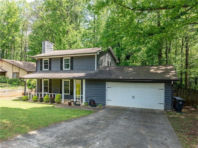 555 Creekwood Xing, Roswell, GA 30076 - view of front facade featuring a porch, driveway, a chimney, fence, and a front lawn
