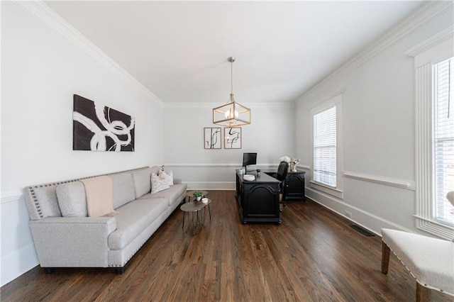 living area featuring ornamental molding, plenty of natural light, visible vents, and dark wood-type flooring
