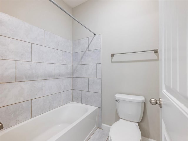4905 Sterling Close, Buford, GA 30518 - bathroom featuring toilet, baseboards, and bathtub / shower combination