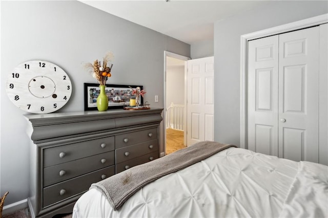 bedroom with a closet