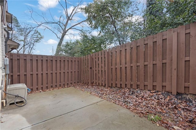 view of patio featuring a fenced backyard